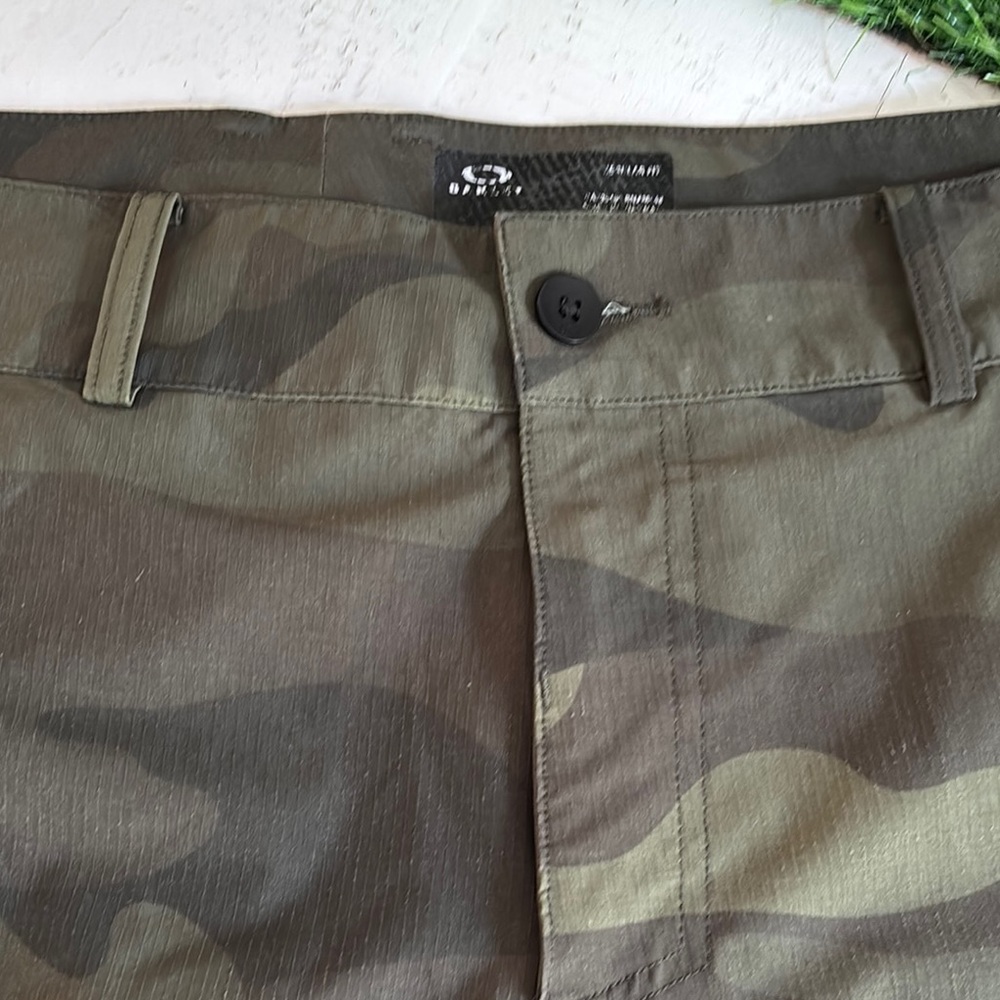 Oakley Green and Brown Cargo Pants Durable Outdoor Wear